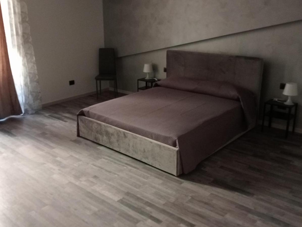 Santiago Rooms Caltagirone Exterior photo