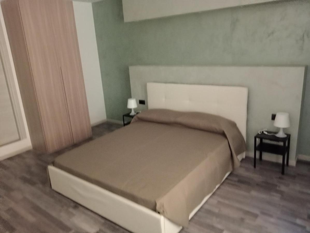 Santiago Rooms Caltagirone Exterior photo